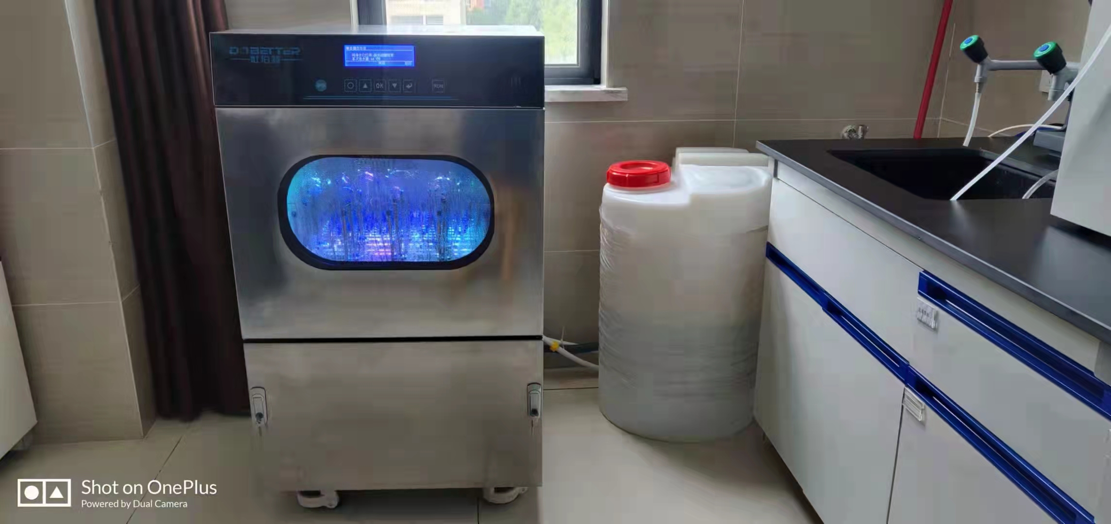 為什么我會(huì)建議你的實(shí)驗(yàn)室配臺(tái)洗瓶機(jī)？