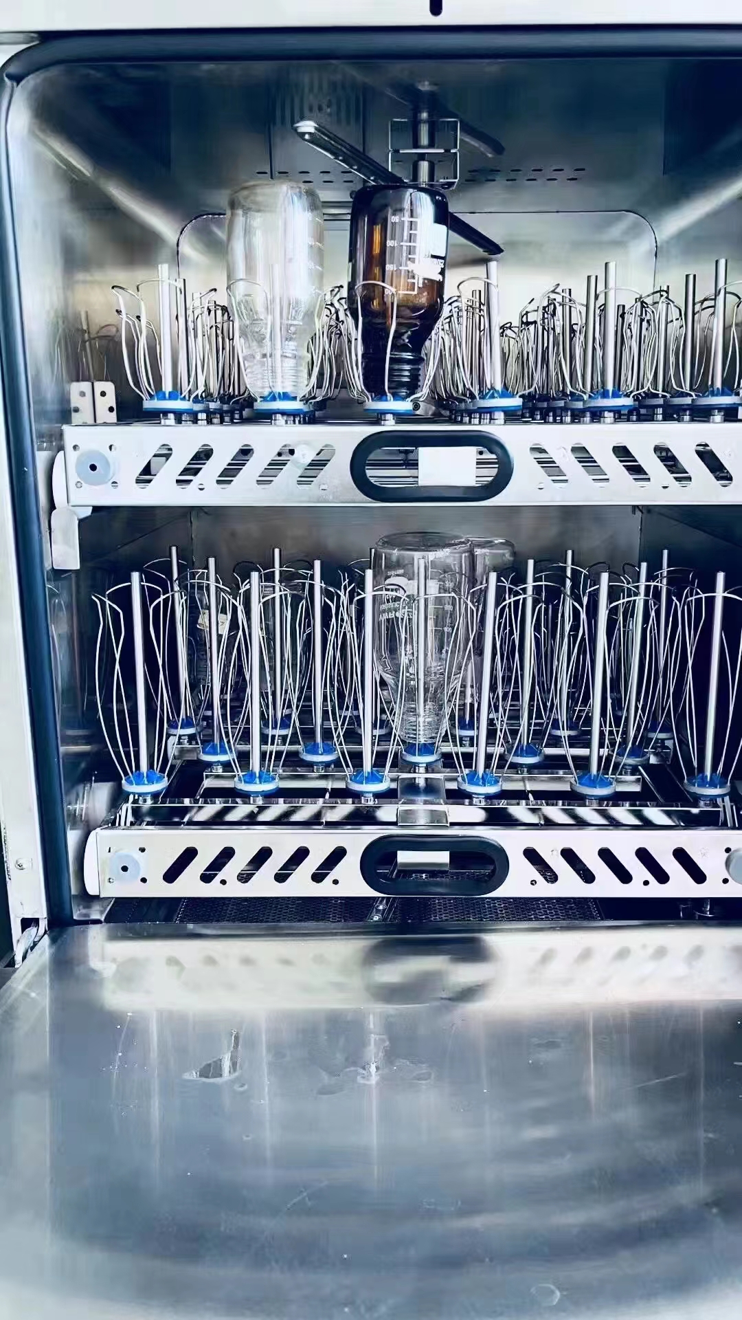 如何避免清洗機(jī)在洗瓶過程中的“洗破瓶”問題？